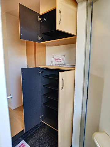 Slow Hand 弐番館の収納