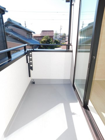 北名古屋市六ツ師女夫越の新築一戸建のバルコニー|◇バルコニー◇　　陽当り良好な南面ワイドバルコニー♪