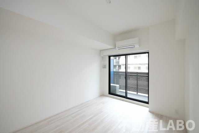 S-RESIDENCE難波大国町dominaの居間・リビング