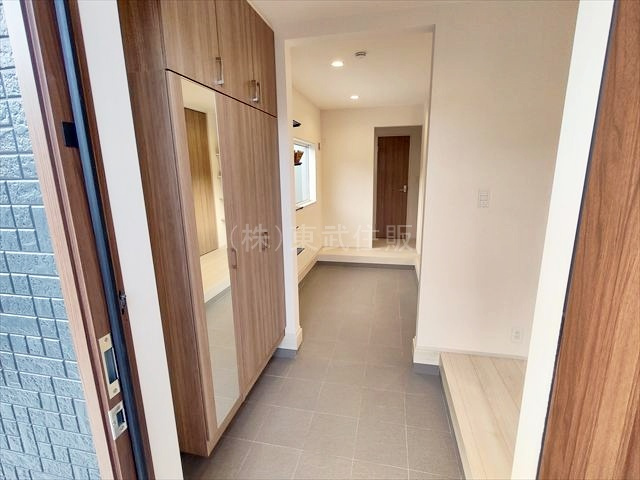 【内装】 | 鶴ヶ島市下新田　全2棟　1号棟 | 玄関内装