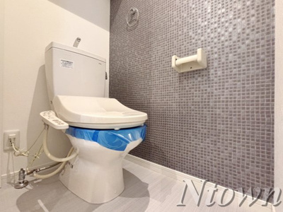 【トイレ】 | Phil Glanz | シンプルで使いやすいトイレです