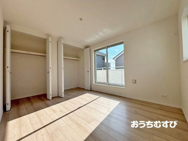 春日井市白山町（全4棟）の洋室