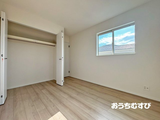 春日井市白山町（全4棟）の洋室
