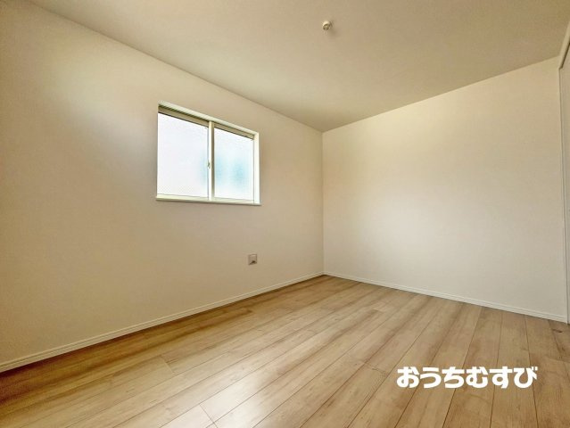 春日井市白山町（全4棟）の洋室