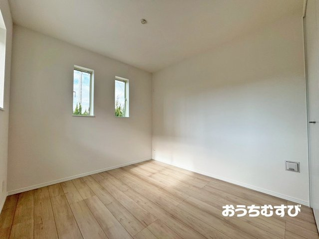 春日井市白山町（全4棟）の洋室