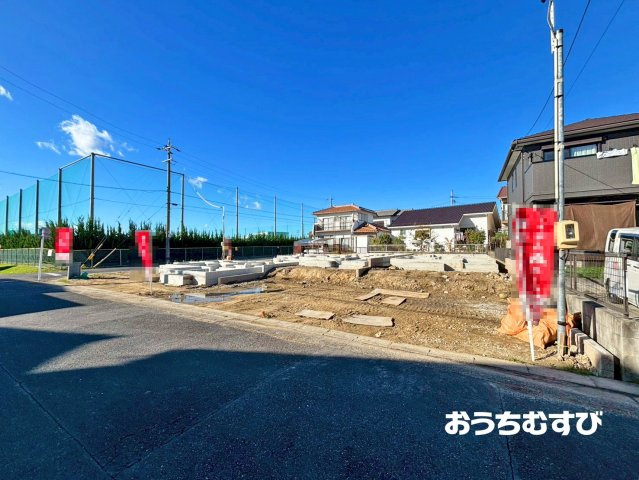 春日井市白山町（全4棟）の前面道路含む現地写真