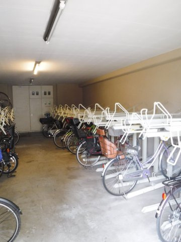 【その他共用部分】 | フローラル東葛西Ⅲ | 室内駐輪場