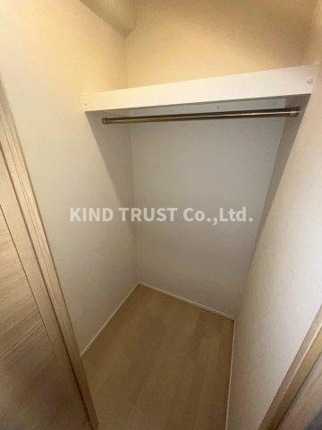 ブランズシティ天神橋筋六丁目の収納|専用の収納スペースです