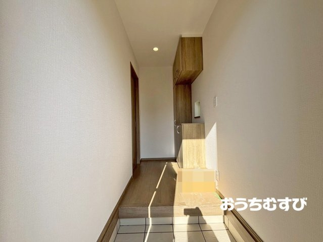 春日井市白山町（全4棟）の玄関
