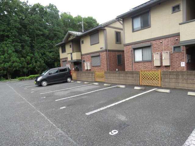 メイプルタウン川越的場Aの駐車場