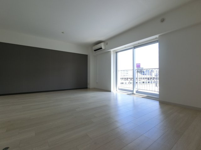 斎藤マンションの居間・リビング|※反転タイプ