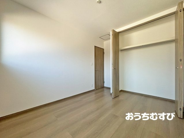 春日井市白山町（全4棟）の洋室