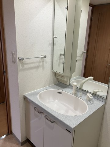 キャストビル豊田の独立洗面台