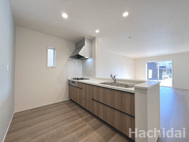 碧南市春日町第2　新築一戸建の居間・リビング