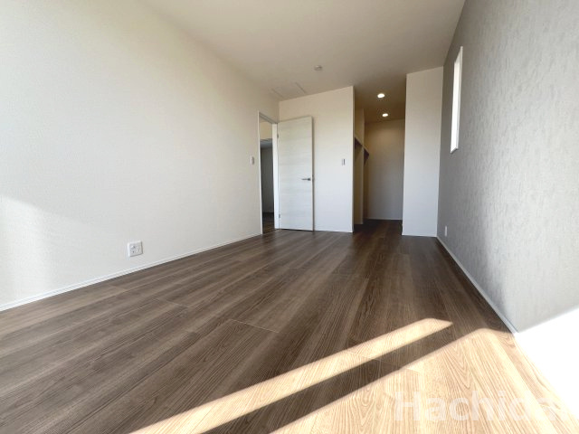 碧南市春日町第2　新築一戸建の洋室