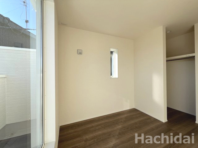 碧南市春日町第2　新築一戸建の洋室