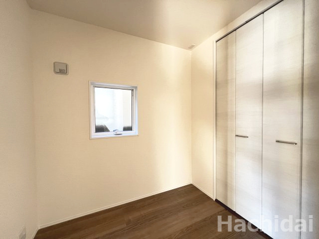 碧南市春日町第2　新築一戸建の洋室|2.5帖洋室