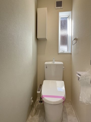 碧南市春日町第2　新築一戸建のトイレ|２階トイレ