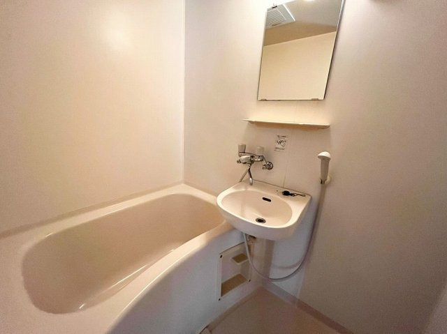 メゾン山本の浴室