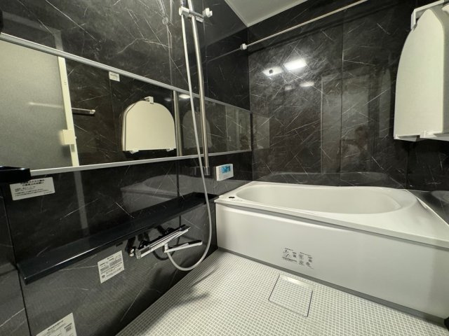 三鷹市下連雀７丁目の中古マンションの浴室