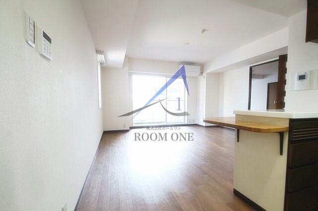 アコール北千住の居間・リビング|洋室のお部屋です。