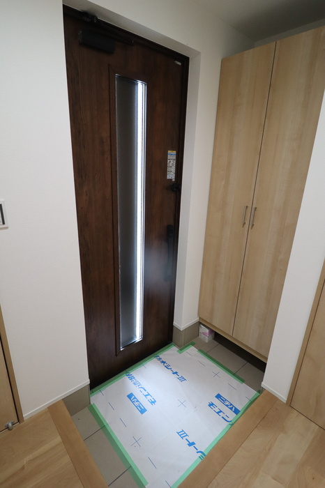 住吉町戸建 1号棟の玄関