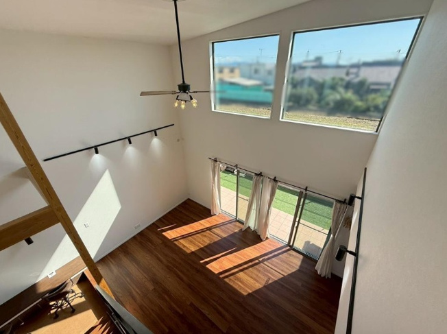 【居間・リビング】