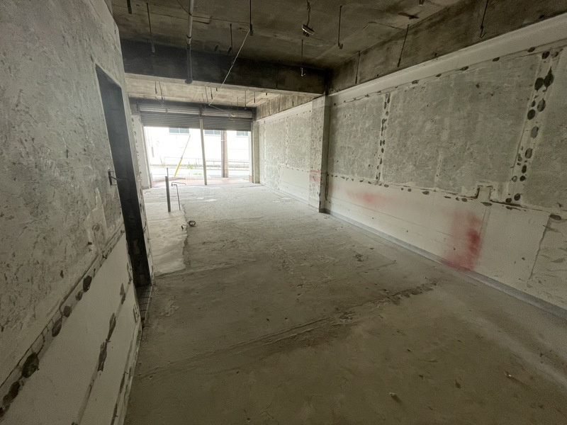 リバーライズ放出の内装