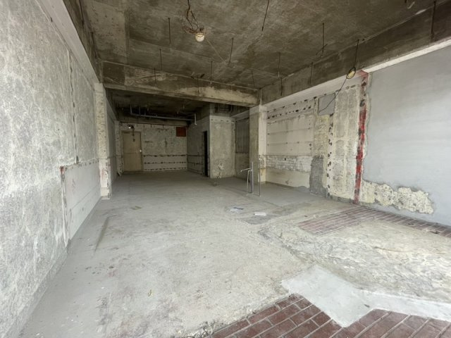 リバーライズ放出の内装