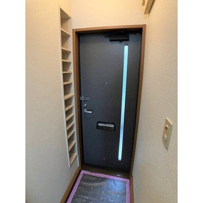 【玄関】 | リバティC棟 | ※写真は同タイプ別部屋