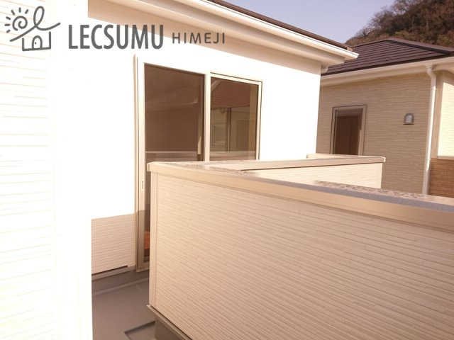 姫路市第2網干区坂上／新築戸建のバルコニー|同社施工例