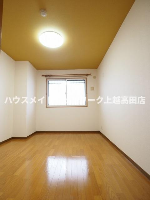 プランドール鴨島の内装|洋室（6.3帖）