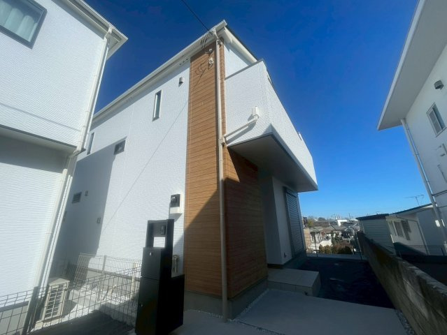 横浜市保土ヶ谷区権太坂3丁目 新築戸建て【仲介手数料無料】カースペース3台の外観パース