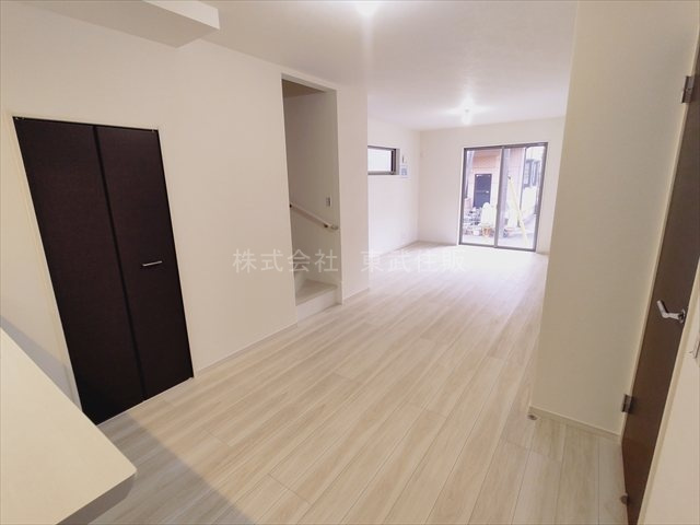 【居間・リビング】 | 志木市柏町２期　全２棟　1号棟 | リビング