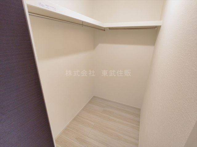 【収納】 | 志木市柏町２期　全２棟　1号棟 | 洋室7.0帖ウォークインクローゼット