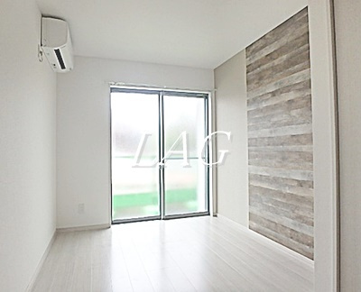 【居間・リビング】 | エアフォルク原木 | 洋室のお部屋です。