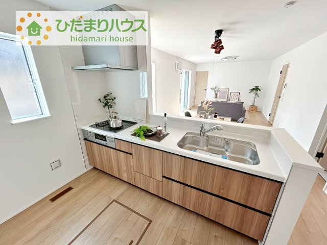 【キッチン】 | つくば市宝陽台24-2期　新築戸建 | リビングを見渡せるキッチンはお子様を見ながらでも料理が出来て安心ですね☆