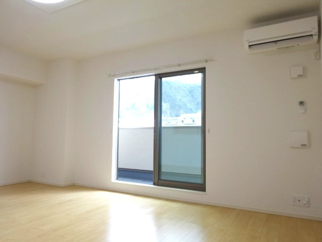 【洋室】 | グレイスヴィラⅡ番館(Goodhome)