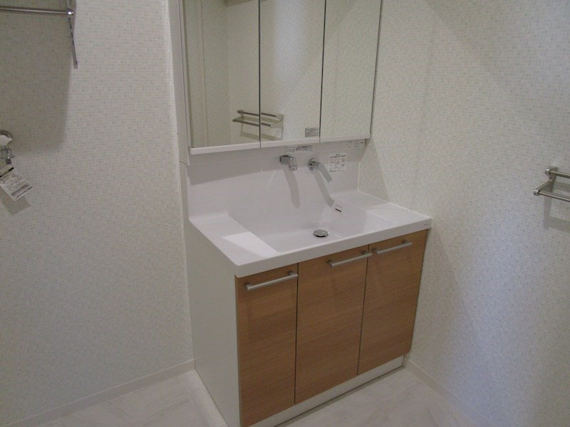 E-smile　榎の洗面所