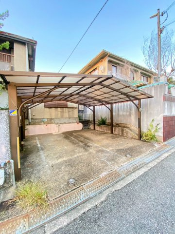 北六甲台1丁目の駐車場