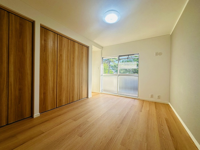 キングスコート久後崎の洋室