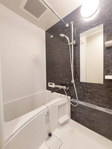 ザ・クォータニティ バイ サヴォイ　10階の浴室|現状優先。