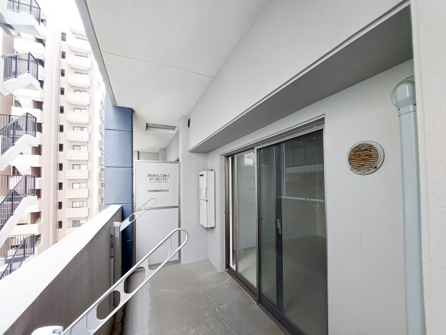 ザ・クォータニティ バイ サヴォイ　10階のバルコニー|現状優先。