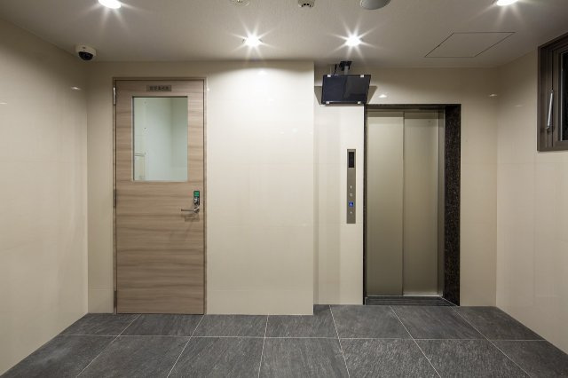 ザ・クォータニティ バイ サヴォイ　10階のエントランス