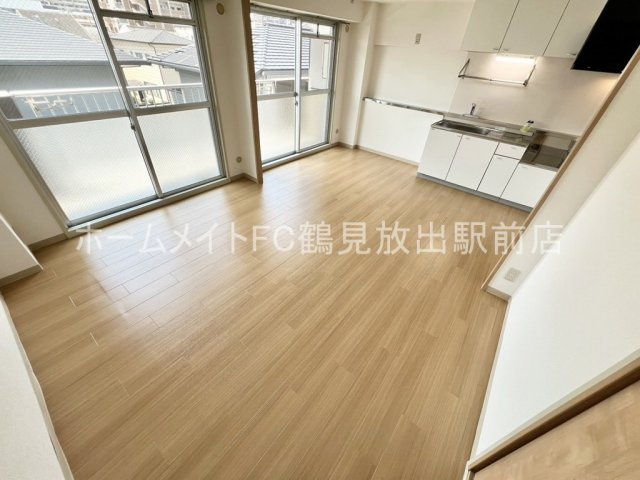 大阪市鶴見区放出東３丁目の賃貸マンションの内装