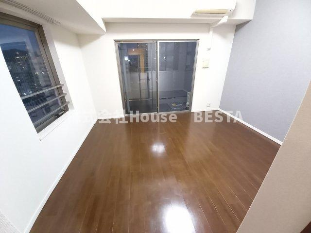 アーバングリーン兵庫ステーションフロントの居間・リビング