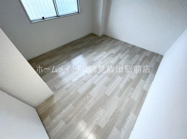 大阪市城東区放出西３丁目の賃貸マンションの内装