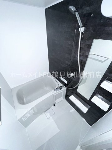 大阪市城東区放出西３丁目の賃貸マンションの浴室