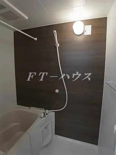 千葉市花見川区武石町２丁目の賃貸マンションの浴室