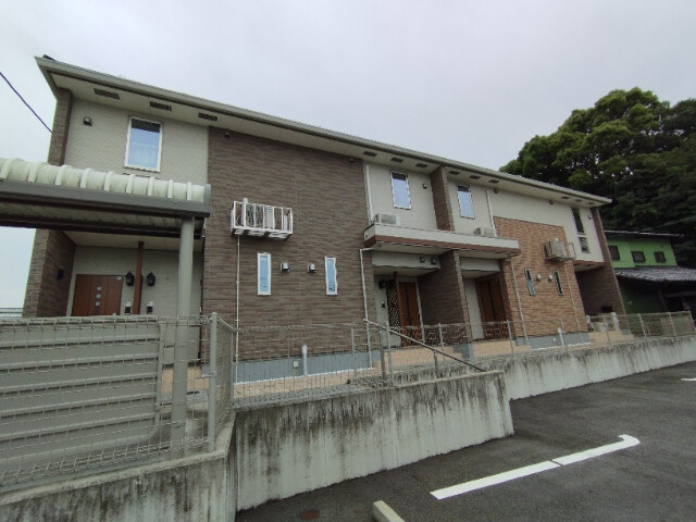 ジュネス真伝の外観